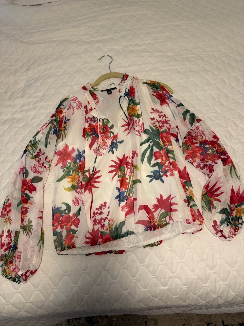 INC International Concepts White Sheer Floral Tie-Neck Blouse- bodice is lined-